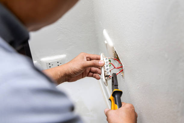 Best Emergency Electrical Repair  in Atkinson, IL